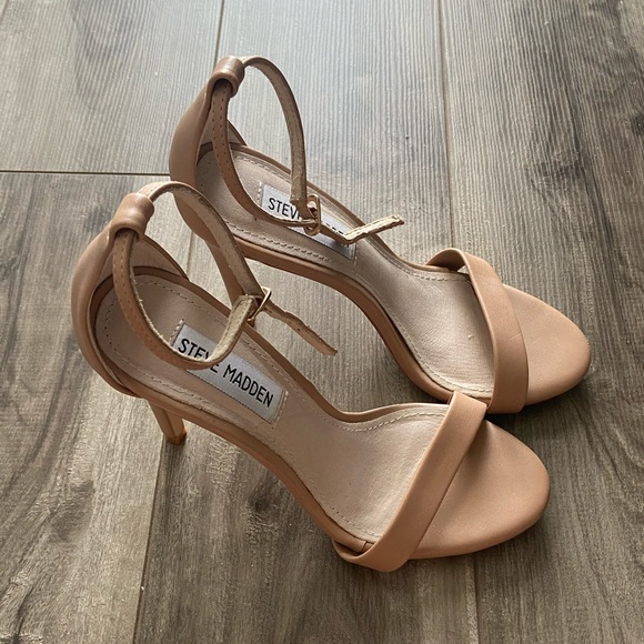 Steve Madden Stecy Heels